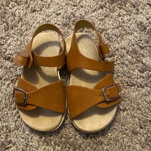 Cat & Jack tan summer sandal for toddler. Size 5